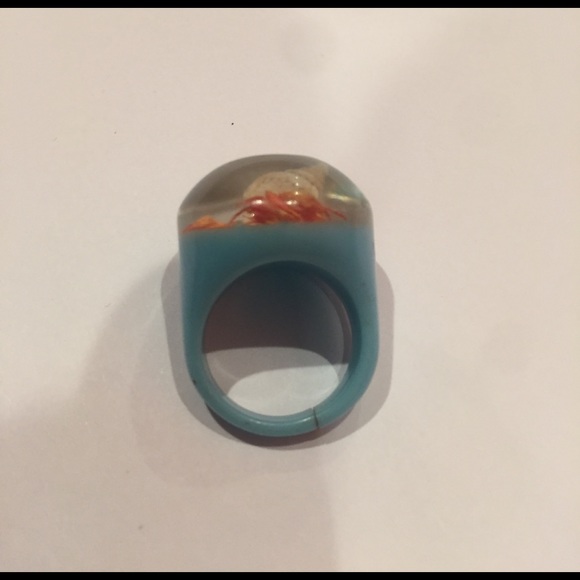 Buy 1 get 1 FREE! Sparkle seashell ring - Picture 2 of 4