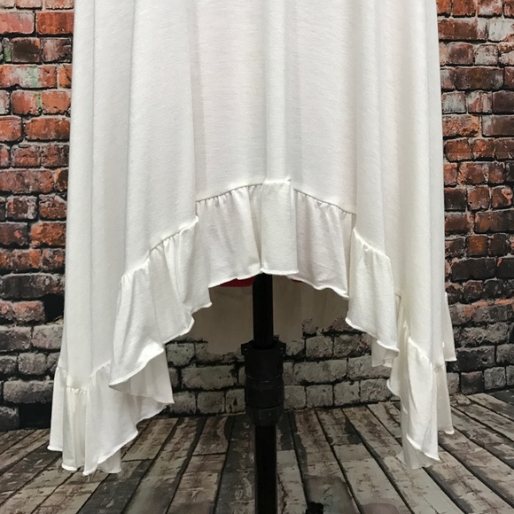 HP! Sleeveless Ivory Ruffle Hem Knit Tunic - Picture 6 of 10