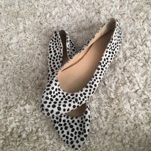 Black Spotted Flats