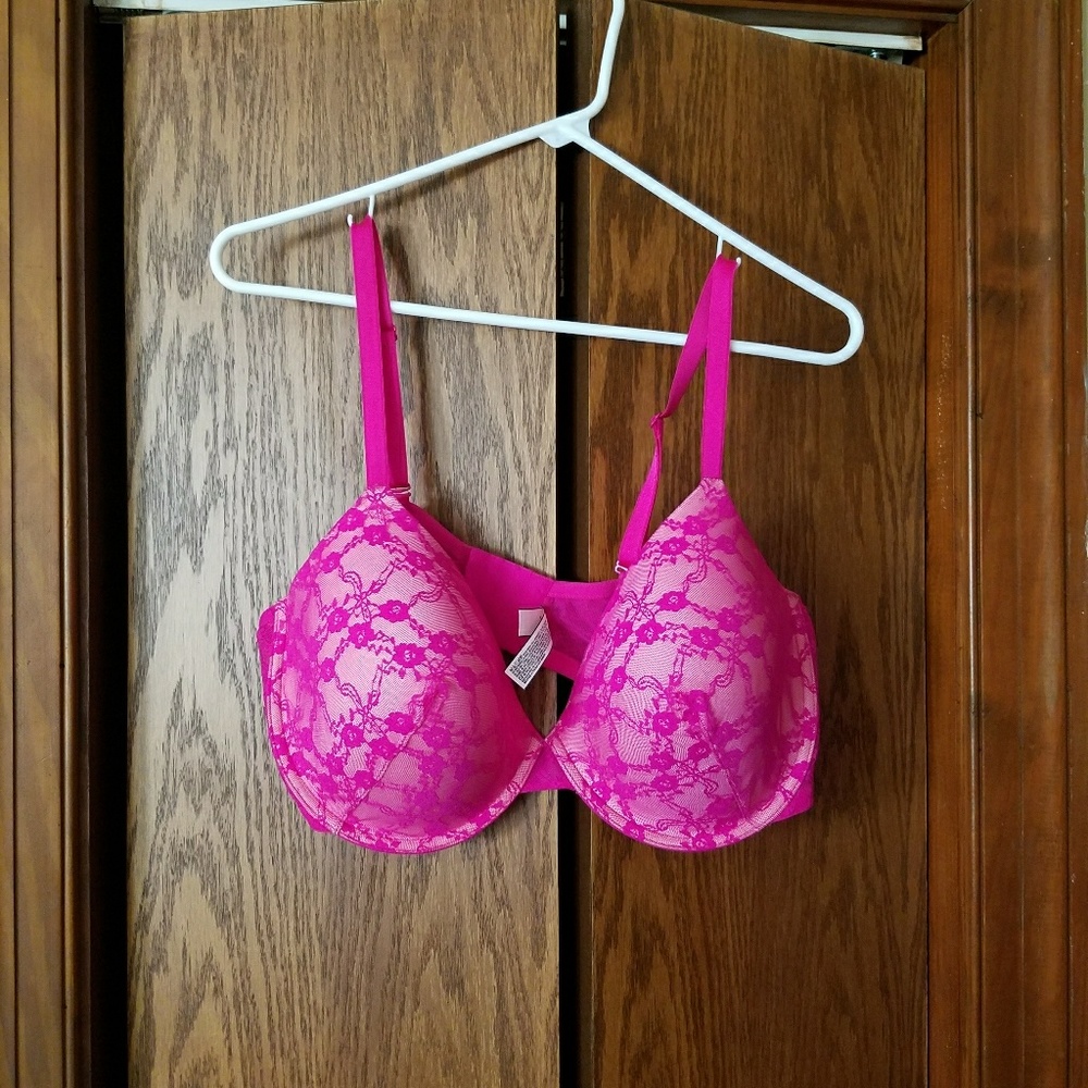 Victoria secrets 40dd lace bra