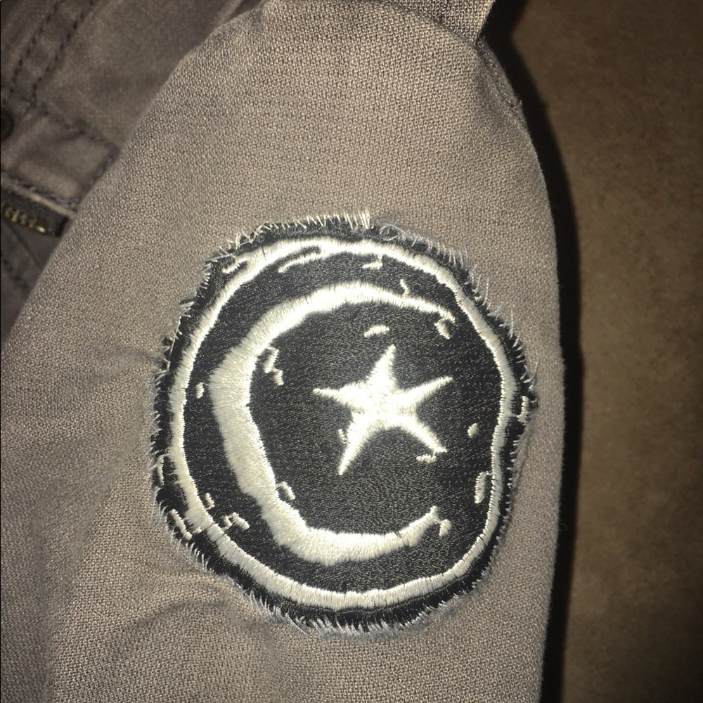 πHPπ Element Jacket - Picture 6 of 7