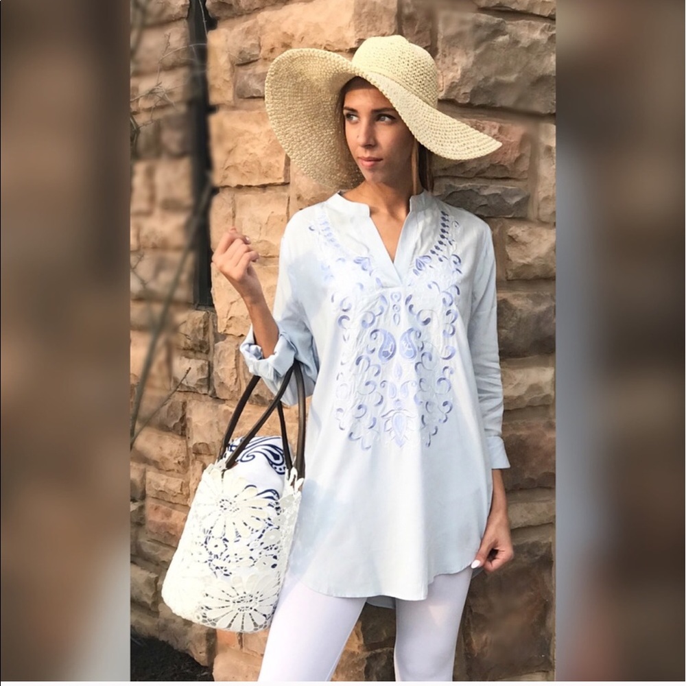🌸 Marina Blue Embroidered Tunic - Picture 4 of 5