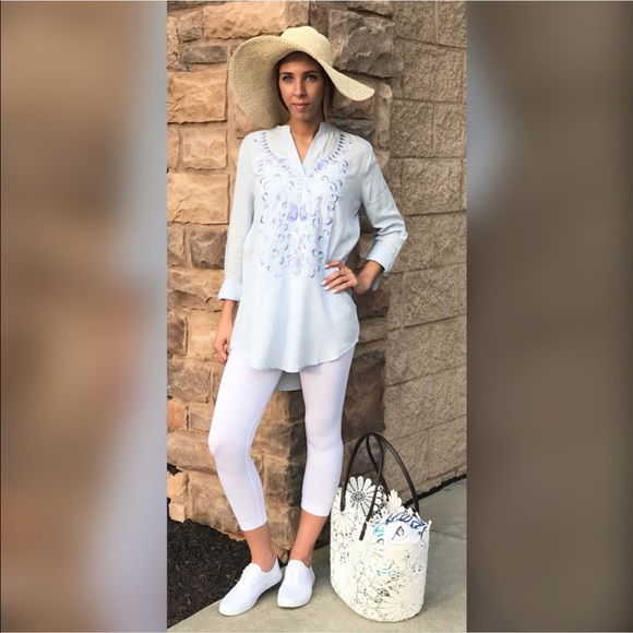 🌸 Marina Blue Embroidered Tunic - Picture 3 of 5