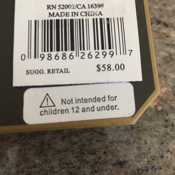 Juicy couture necklace never worn new with tags - Picture 4 of 4