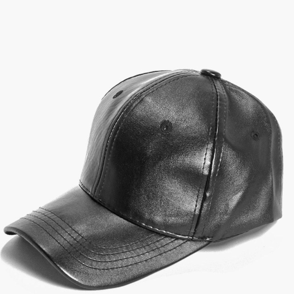 ✨Boohoo Zoe Leather Look Baseball Cap ✨