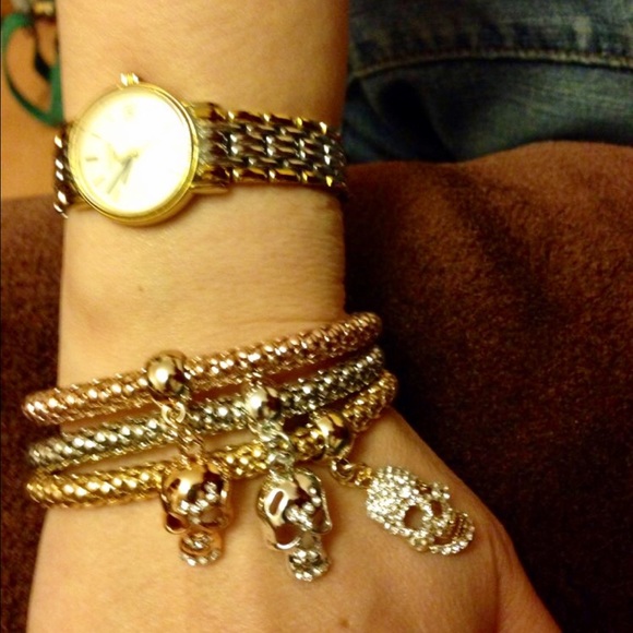 3 Pirate Biker Skull Charm Halloween Bracelets NWT - Picture 5 of 8