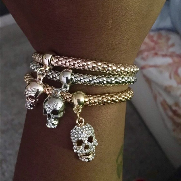 3 Pirate Biker Skull Charm Halloween Bracelets NWT - Picture 6 of 8