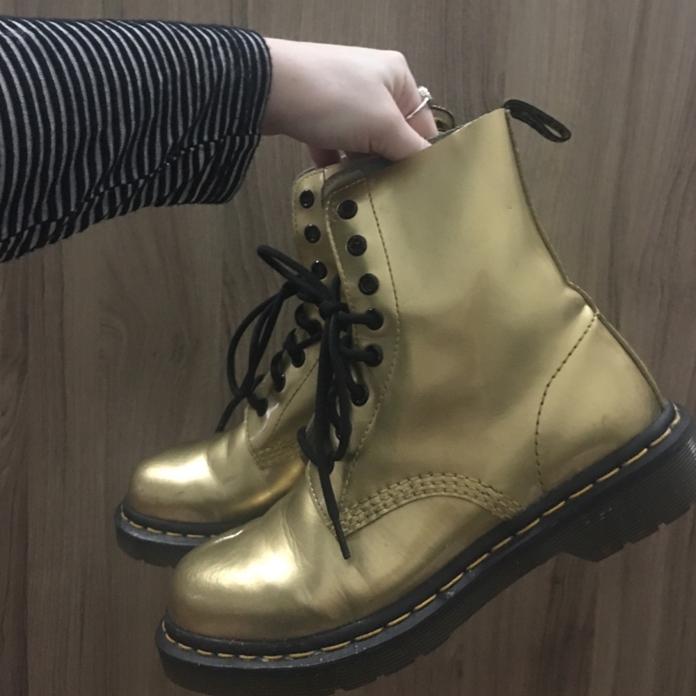 Metallic Gold Dr. Martens! Rare!