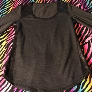 💥 Guess gray/faux leather sweater