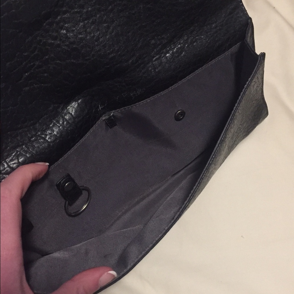 Jessica Simpson clutch - Picture 4 of 4