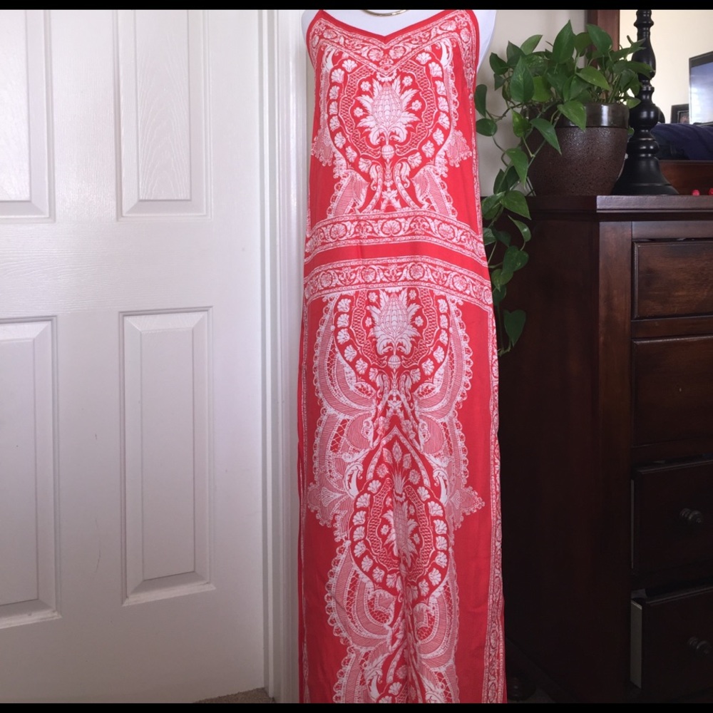 👑Spaghetti strap.  Maxi dress.  Small