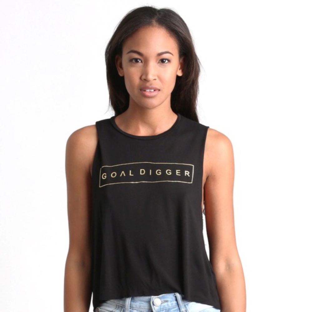 LAST ONE ☝🏼 ✨HOST PICK✨GOAL DIGGER Muscle Tee - Picture 4 of 8