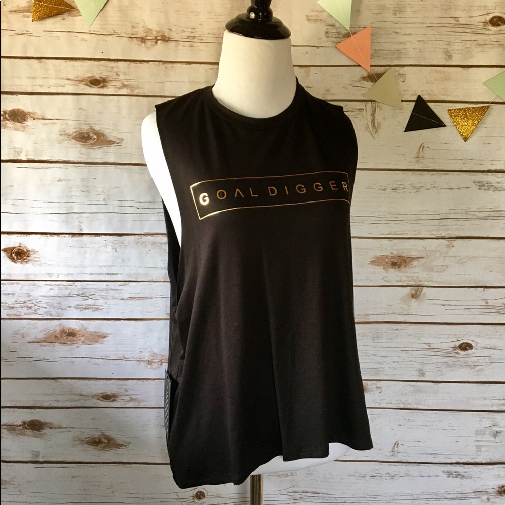 LAST ONE ☝🏼 ✨HOST PICK✨GOAL DIGGER Muscle Tee - Picture 6 of 8