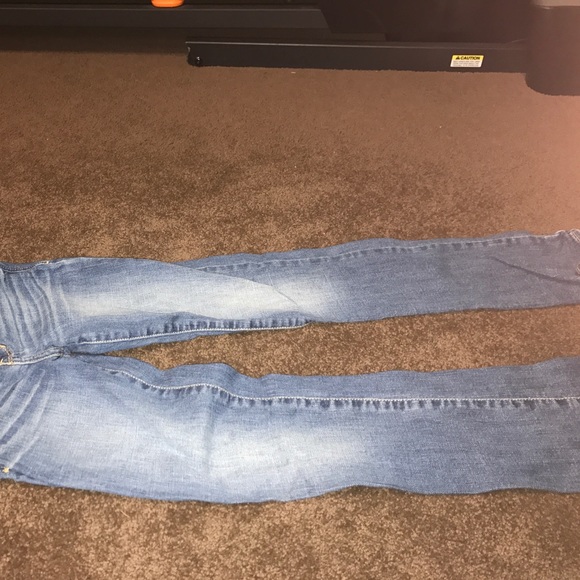Two pairs of Abercrombie kids jeans. - Picture 7 of 7
