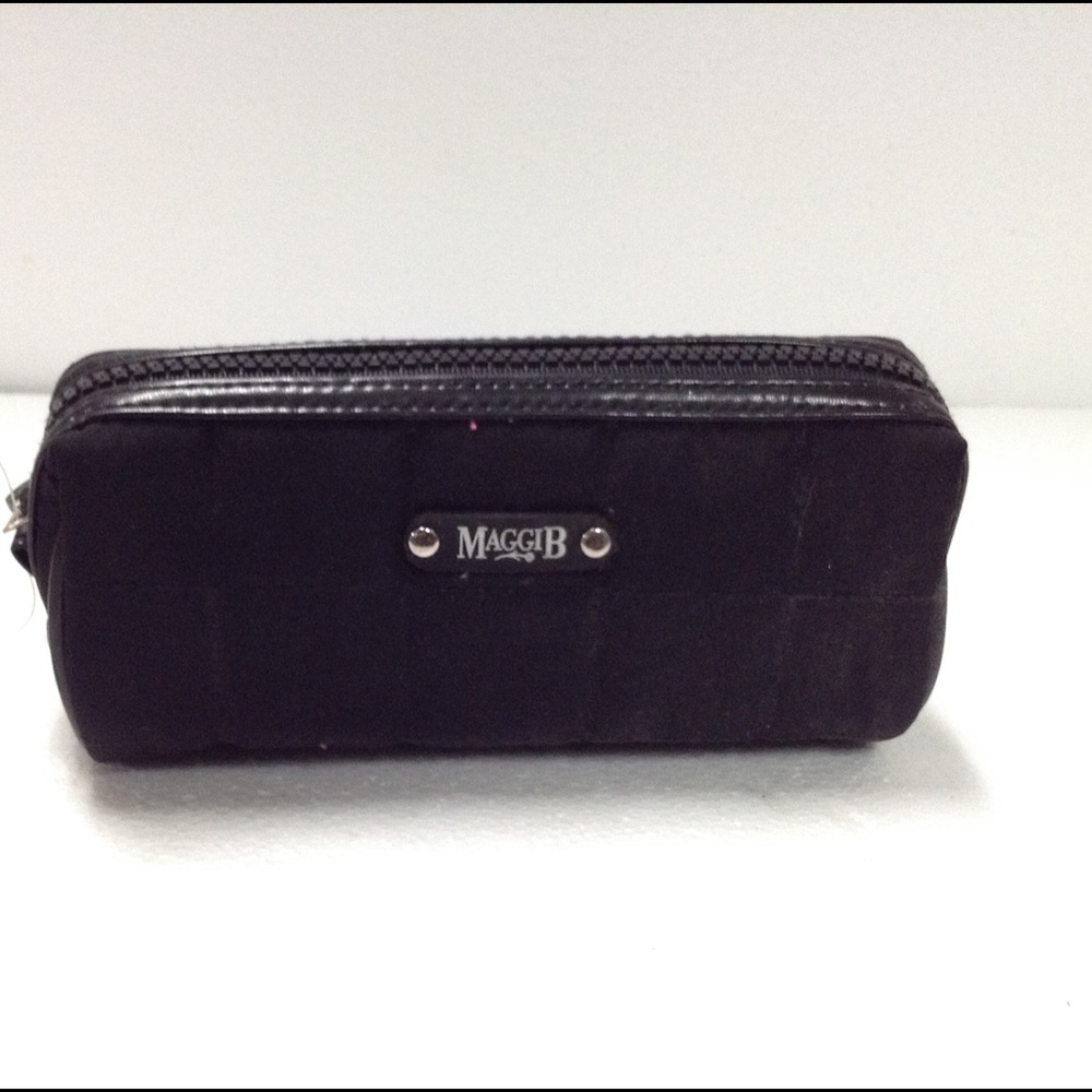 MaggieB Classic Black Make Up Bag