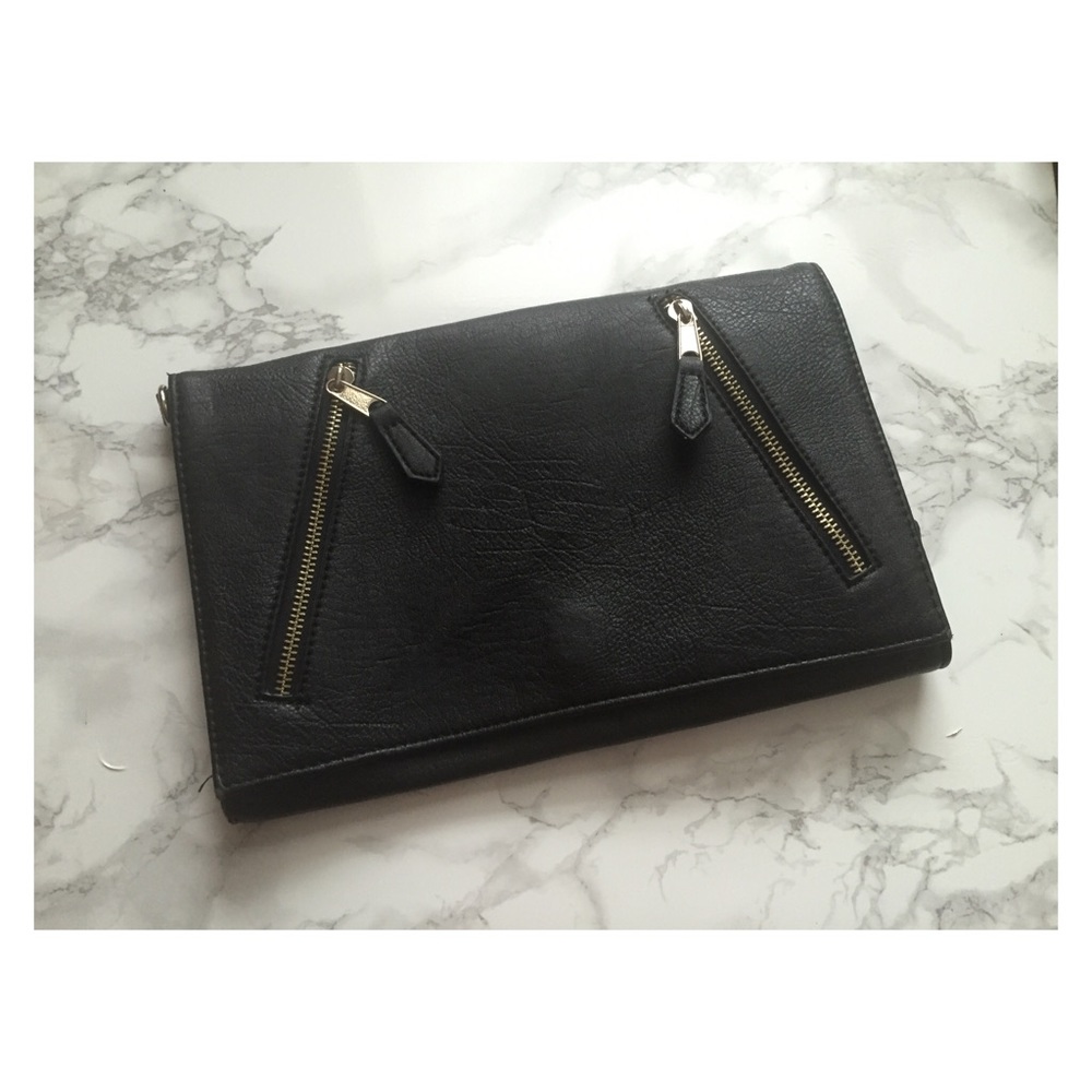 ✨Forever 21 Clutch Purse✨