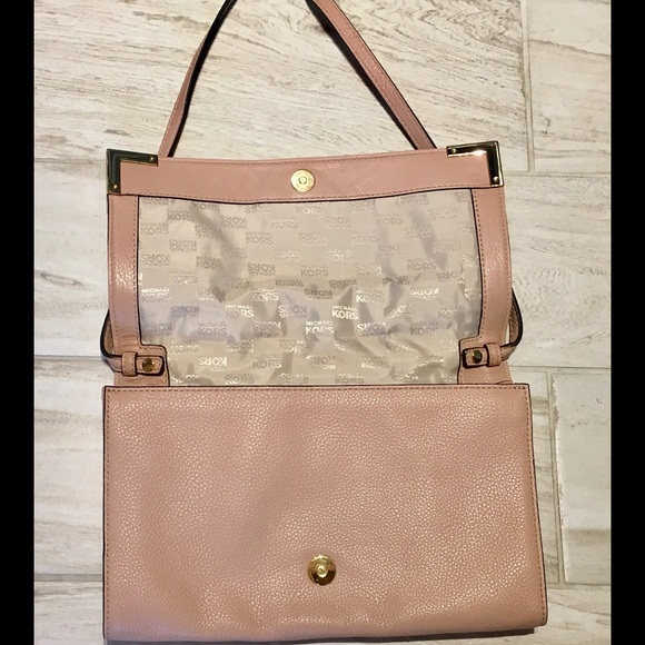 NWOT! Michael Kors Perfectly Pink Leather Bag! - Picture 3 of 6