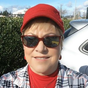 Meet your Posher, Peggy