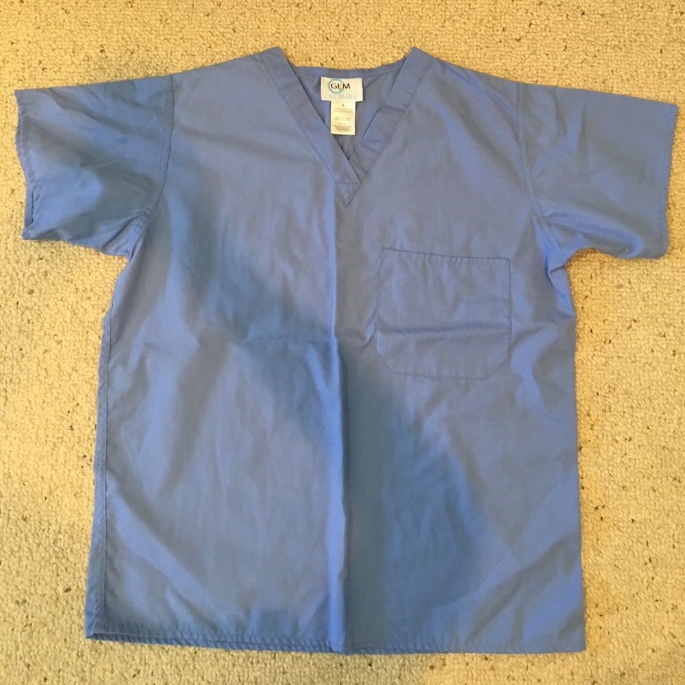 gem scrubs top size small