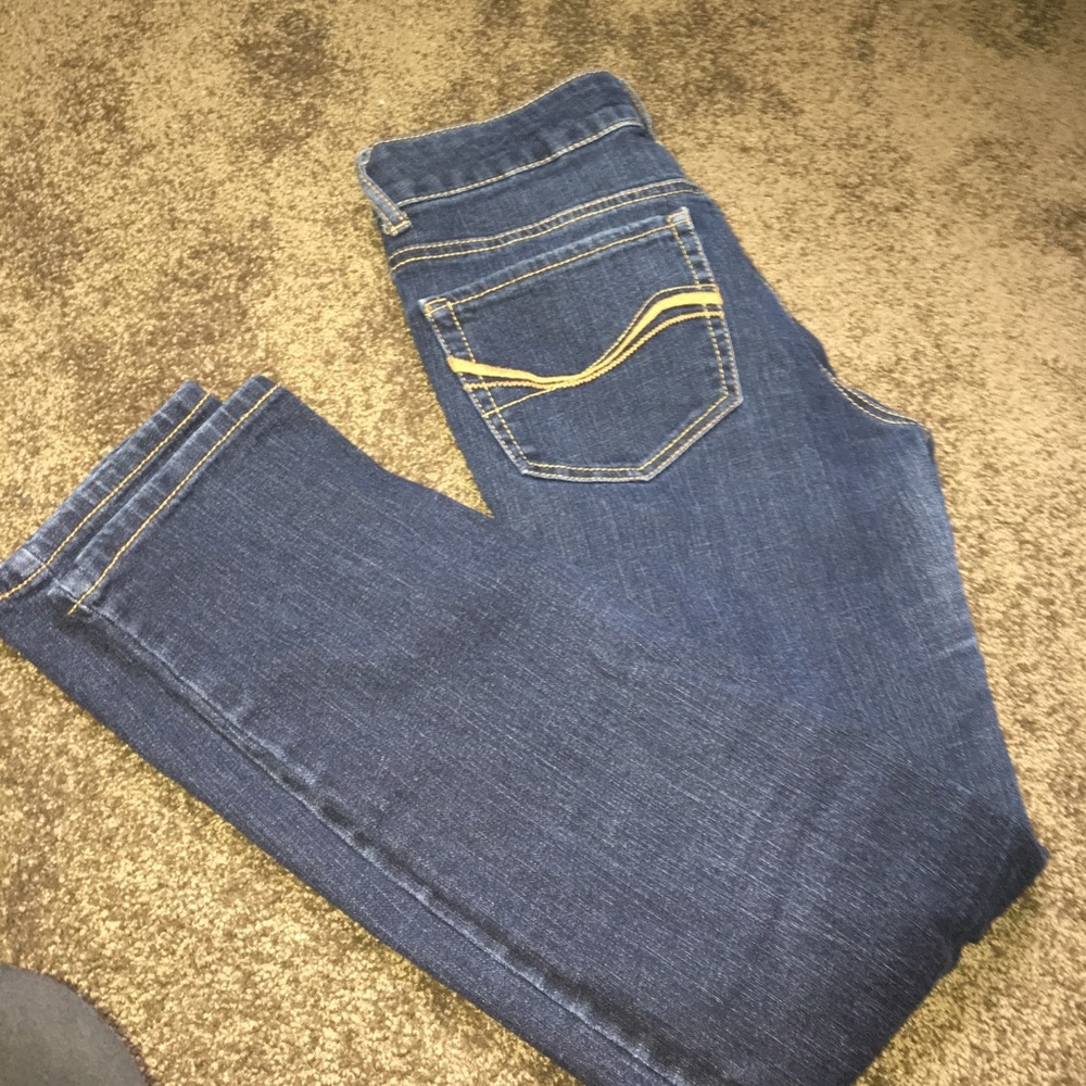 Blue skinny jeans