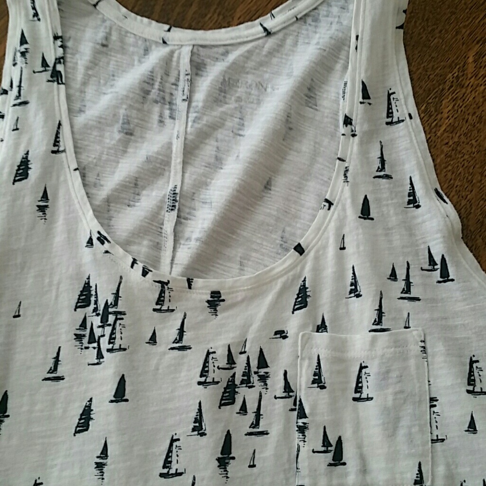 Tank top - Picture 2 of 2