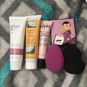 Makeup bundle