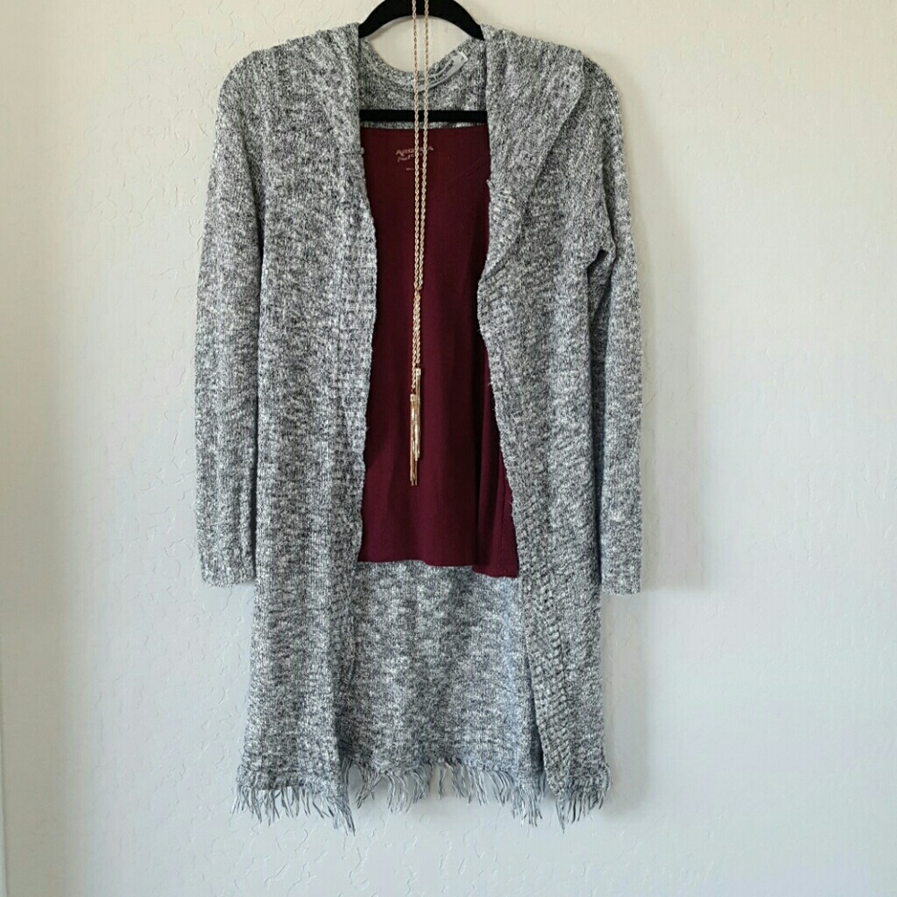 Very light knit cardigan