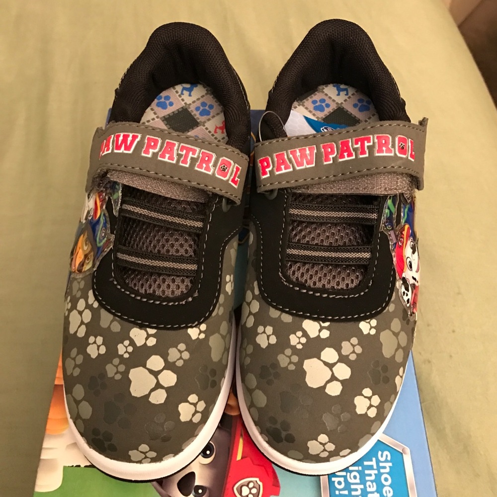 Nickelodeon boys paw patrol Light Up (SOLD)