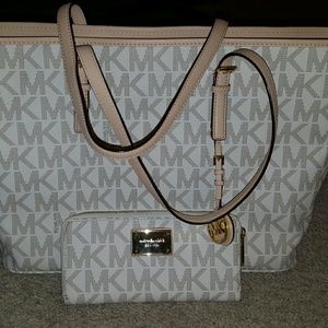 Michael Kors purse and wallet