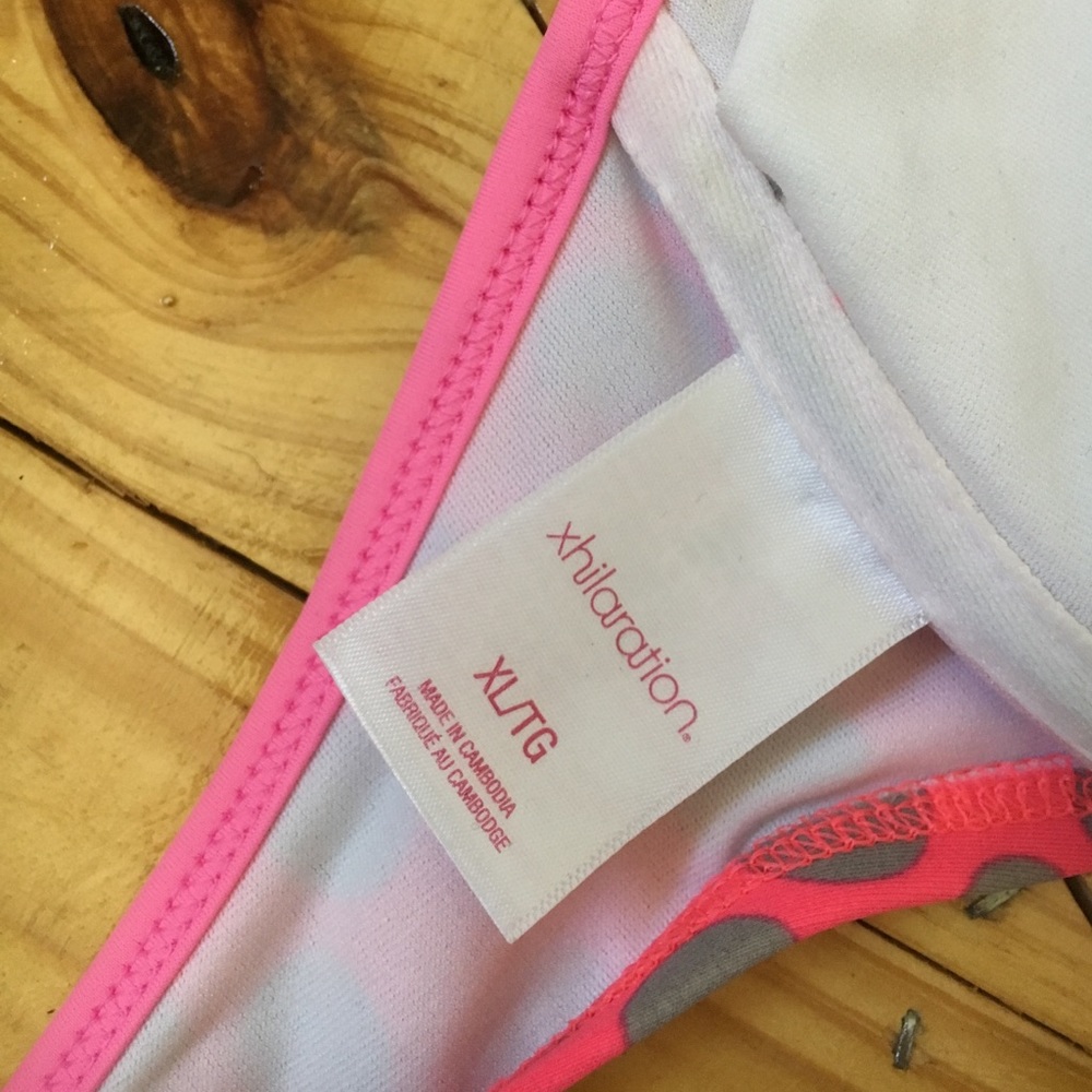 âSOLD ON MERCâTwo piece bikini set - Picture 3 of 3