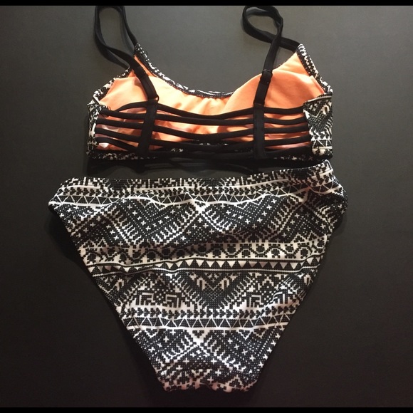 Aztec strap bikini - Picture 2 of 2