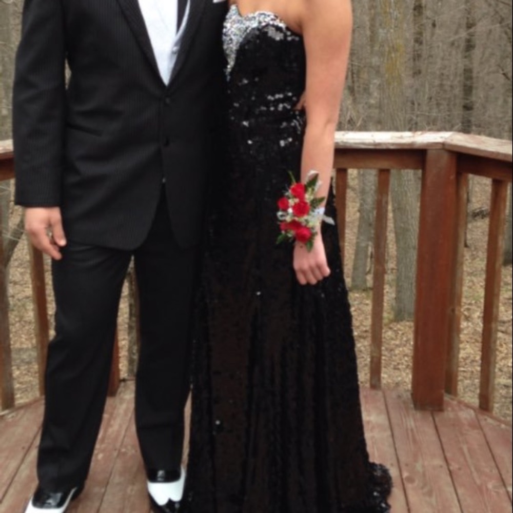 Black Prom Dress