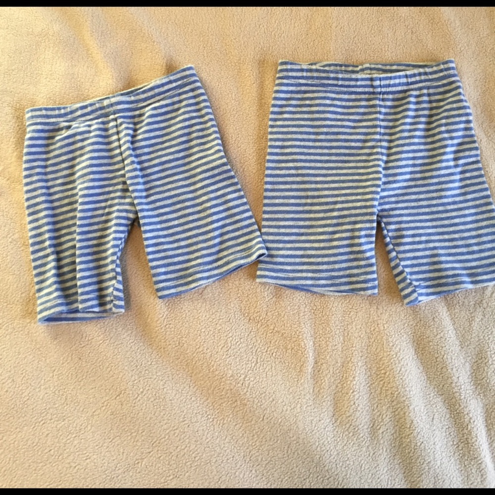 ✨B2G1✨2 pairs of striped shorts