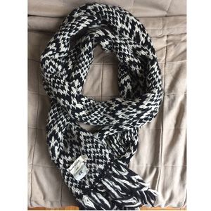 Isabel Marant x HM scarf