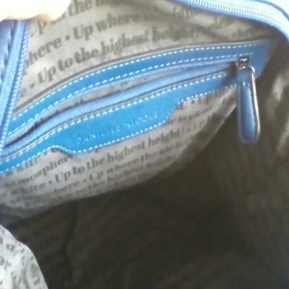 Danielle Nicole “Mary Poppins” Handbag - Picture 6 of 6