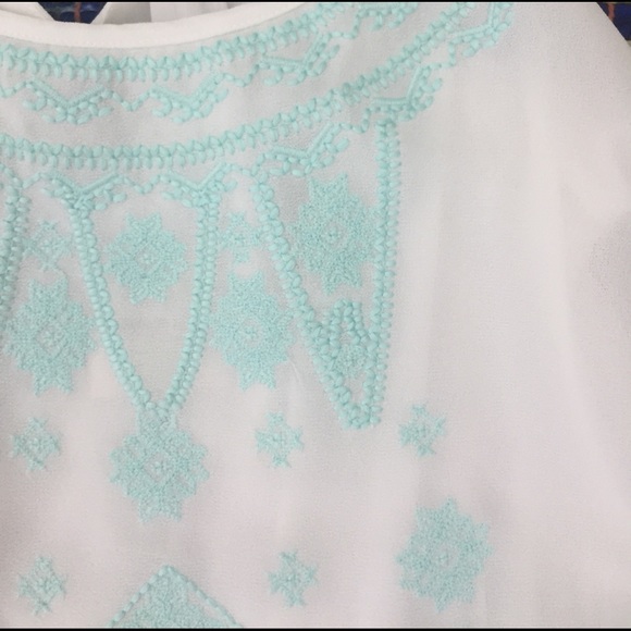 White sun dress - Picture 3 of 4