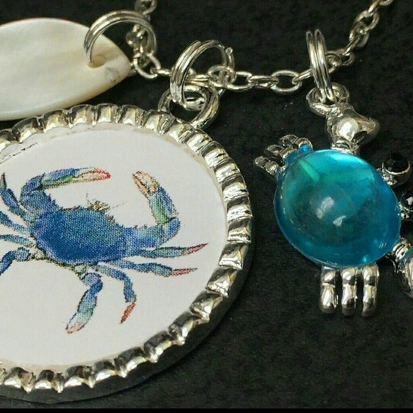 BLUE BEACH CRABS TIBETAN SILVER NECKLACE 18" - Picture 2 of 3