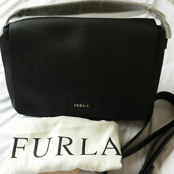Furla Capriccio Flap Crossbody Onyx Bag - Picture 3 of 7