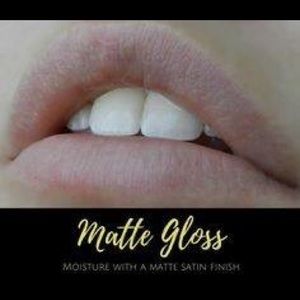 LipSense Matte Gloss