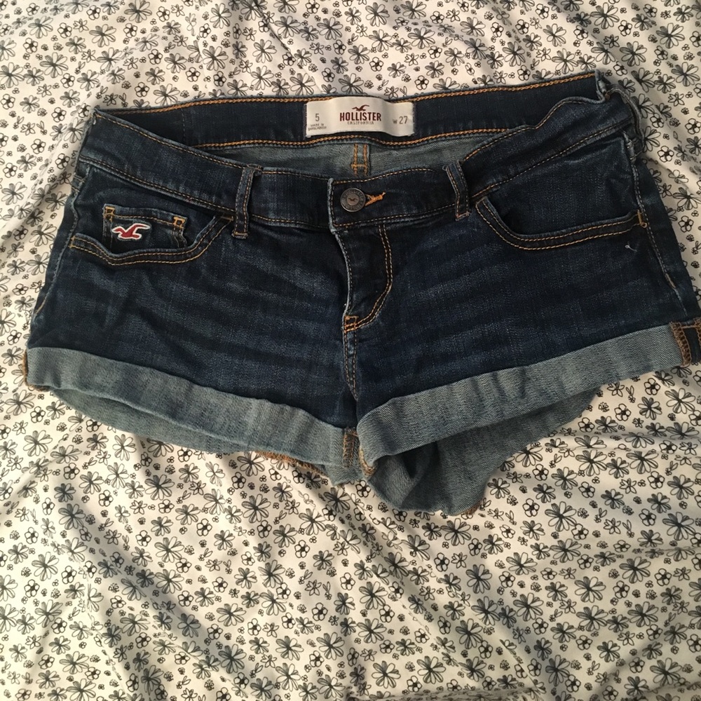 Hollister shorts!!