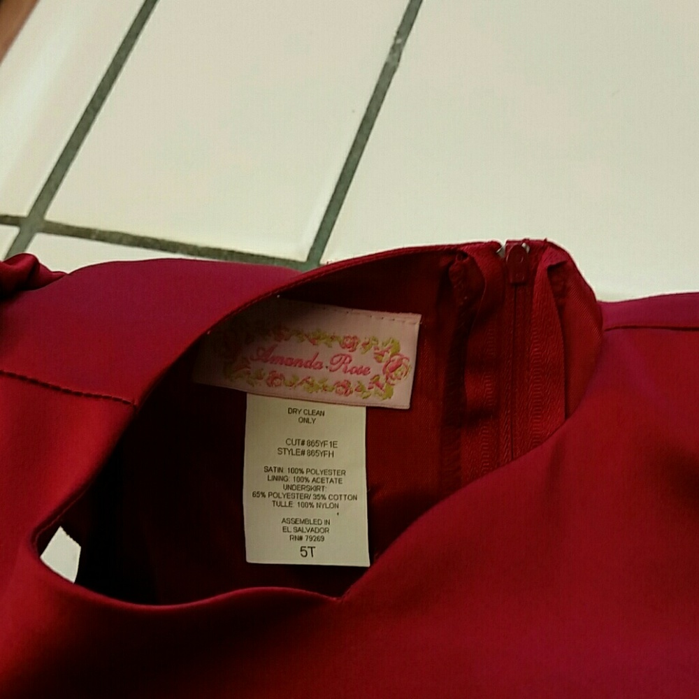 Dress - Picture 4 of 7