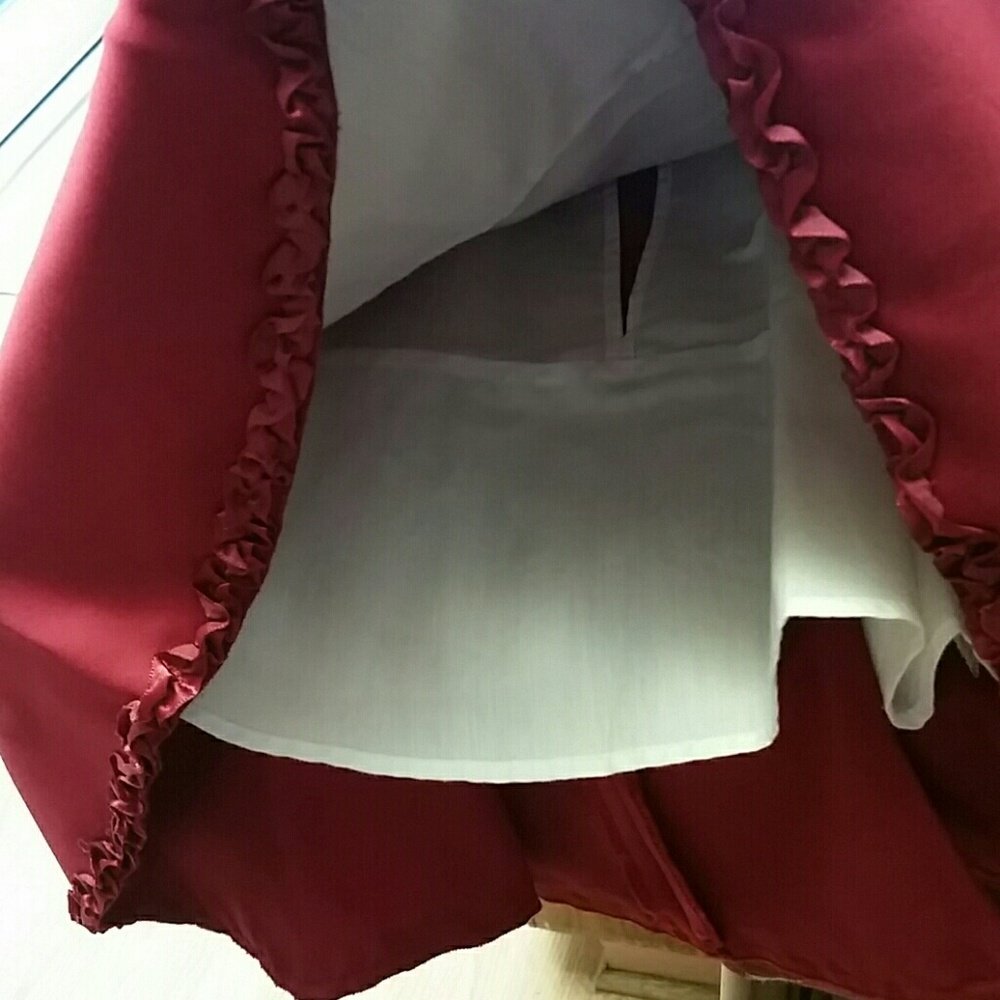 Dress - Picture 6 of 7