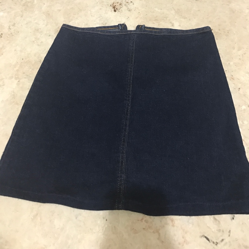 Jean skirt that is stretchy, very comfortable