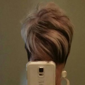 Meet your Posher, Sandie