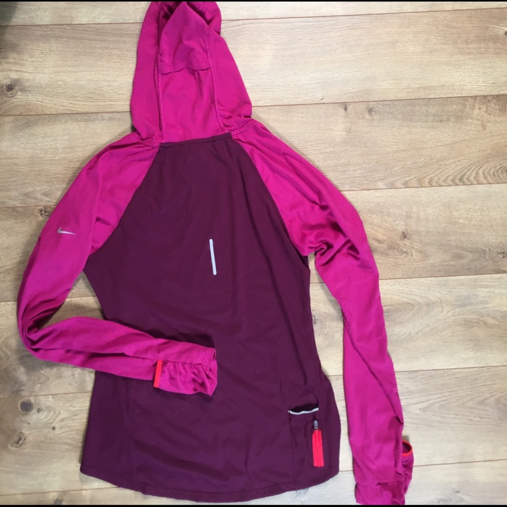 Nike Running Dri-Fit Hooded Pullover