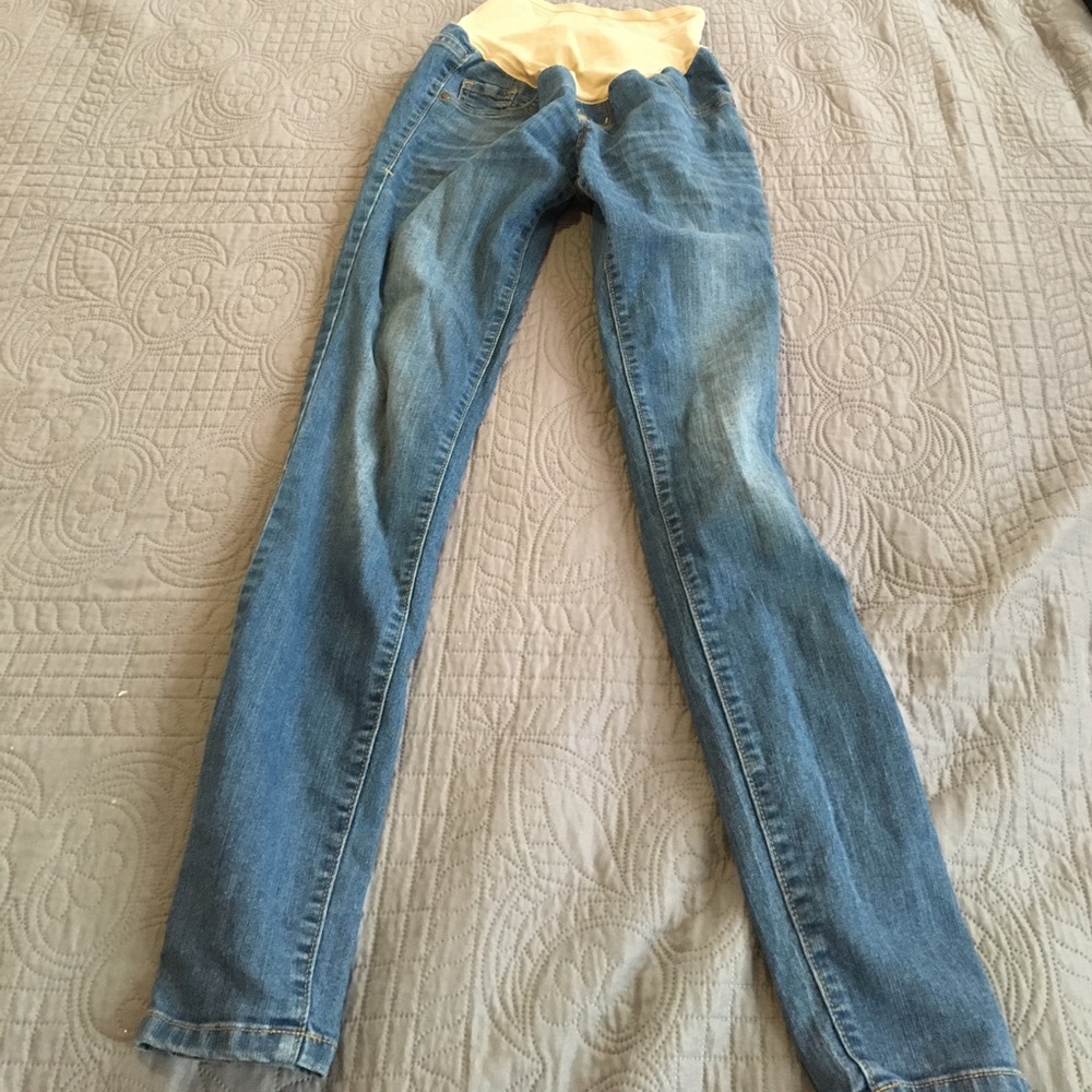 Old navy maternity skinnies