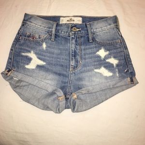 Holister high waisted shorts