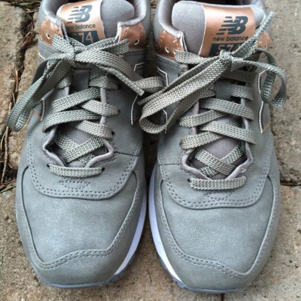 SIZE 7 | NEW BALANCE 574 PRECIOUS METALS