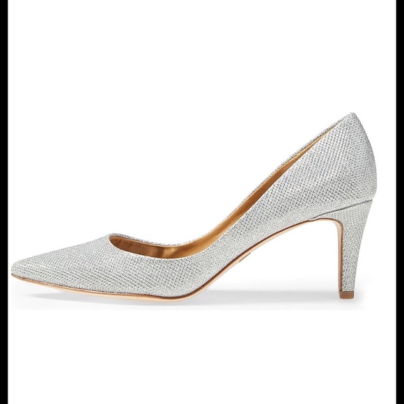 Make an Offer-NIB  Badgley Mischka Pointed Pump - Picture 4 of 4