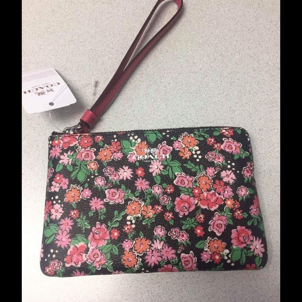 Coach Corner Zip Wristlet in Posey Cluster Floral - Picture 6 of 6